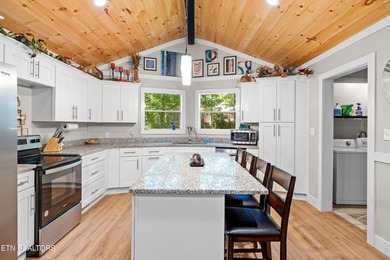 Step into spring in this warm and inviting one-level home on Druid Hills Golf Club in Tennessee - for sale on GolfHomes.com, golf home, golf lot