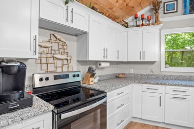 Step into spring in this warm and inviting one-level home on Druid Hills Golf Club in Tennessee - for sale on GolfHomes.com, golf home, golf lot