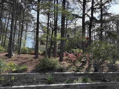 CUSTOM GOLF COURSE HOME on 2 replatted lots, on Indian Hills on Indian Hills Country Club in Arkansas - for sale on GolfHomes.com, golf home, golf lot