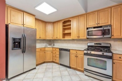 Exceptional 2-story townhouse with hardwood floors, cathedral on Coakley-Russo Memorial Golf Course in New Jersey - for sale on GolfHomes.com, golf home, golf lot