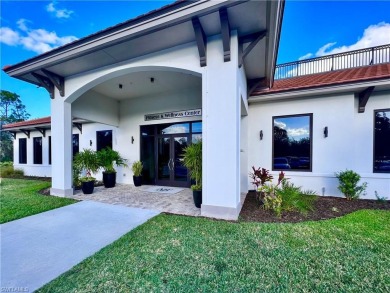 Beautiful Cheshire floor plan Villa in Naples Heritage Golf and on Naples Heritage Golf and Country Club in Florida - for sale on GolfHomes.com, golf home, golf lot