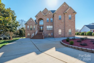 Amazing value in Mooresville at less than $195/foot. A on Mallard Head Country Club in North Carolina - for sale on GolfHomes.com, golf home, golf lot
