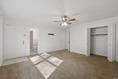 New listing, priced to sell! This recently remodeled, 3-bedroom on DeSoto Golf Course in Arkansas - for sale on GolfHomes.com, golf home, golf lot