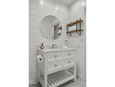 This beautifully appointed Springs home is located in one of the on Camarillo Springs Golf Club in California - for sale on GolfHomes.com, golf home, golf lot