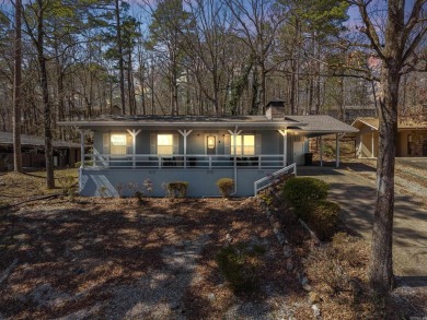 New listing, priced to sell! This recently remodeled, 3-bedroom on DeSoto Golf Course in Arkansas - for sale on GolfHomes.com, golf home, golf lot