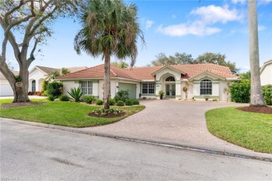 Looking for the perfect blend of comfort, style and location on Worthington Country Club in Florida - for sale on GolfHomes.com, golf home, golf lot