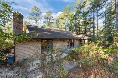 Welcome to 33 Thunderbird Circle in desirable Doral Woods! This on Pinehurst Resort and Country Club in North Carolina - for sale on GolfHomes.com, golf home, golf lot