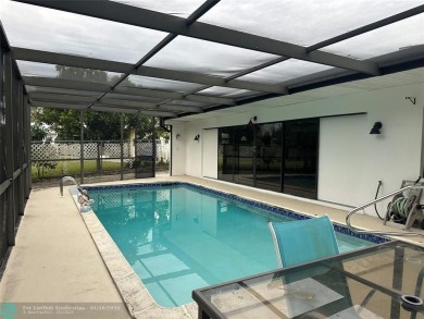 Don't miss this super spacious POOL home!  The inviting layout on Sun n Lake Golf and Country Club in Florida - for sale on GolfHomes.com, golf home, golf lot