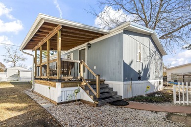 Back on the market at no fault of the sellers! Welcome to on Prestwick Country Club in South Carolina - for sale on GolfHomes.com, golf home, golf lot