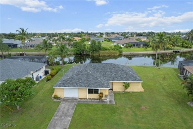 Affordable Waterfront Gem with 99 Feet of Waterfrontage and on Royal Tee Country Club in Florida - for sale on GolfHomes.com, golf home, golf lot