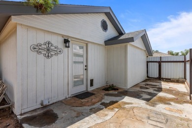FORE!!! Charming 3 bedroom, 2 bath home located on corner of on Andrews County Golf Course in Texas - for sale on GolfHomes.com, golf home, golf lot