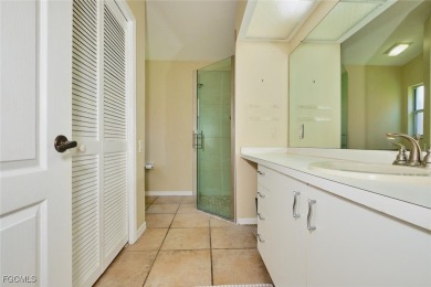 Welcome to Cross Creek Estates!! Lovely move-in ready 2BR + Den on Cross Creek Country Club in Florida - for sale on GolfHomes.com, golf home, golf lot