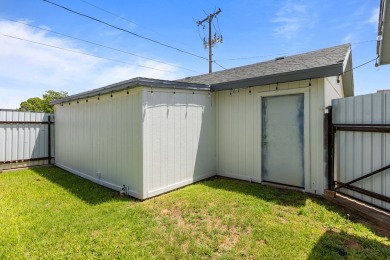FORE!!! Charming 3 bedroom, 2 bath home located on corner of on Andrews County Golf Course in Texas - for sale on GolfHomes.com, golf home, golf lot