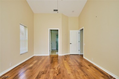 Welcome to Cross Creek Estates!! Lovely move-in ready 2BR + Den on Cross Creek Country Club in Florida - for sale on GolfHomes.com, golf home, golf lot