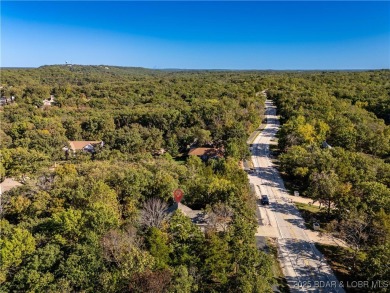 Move-In Ready Kay's Point Home in Four Seasons! Enjoy main-level on Seasons Ridge At Four Seasons in Missouri - for sale on GolfHomes.com, golf home, golf lot