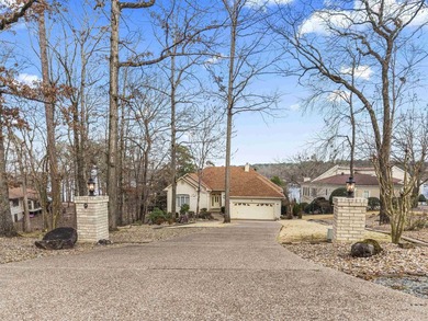 Stunning WATERFRONT on 380 acre Lake Coronado! 3 Bed/2.5 Bath on Coronado Golf Course in Arkansas - for sale on GolfHomes.com, golf home, golf lot