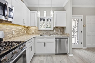 BEAUTIFULLY REMODELED TOWNHOME has 2 bedrooms and 2 1/2 baths on El Diablo Executive Golf Course in Florida - for sale on GolfHomes.com, golf home, golf lot