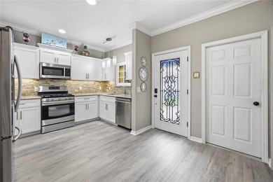 BEAUTIFULLY REMODELED TOWNHOME has 2 bedrooms and 2 1/2 baths on El Diablo Executive Golf Course in Florida - for sale on GolfHomes.com, golf home, golf lot