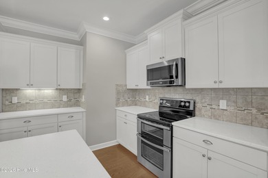 Welcome to this lovely, very well maintained and freshly painted on Olde Point Golf and Country Club in North Carolina - for sale on GolfHomes.com, golf home, golf lot