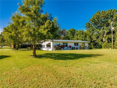 Charming 2-bed, 1-bath home on nearly half an acre (.45+/-) in on Sandridge Golf Course and Club in Florida - for sale on GolfHomes.com, golf home, golf lot
