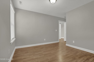 Welcome to this lovely, very well maintained and freshly painted on Olde Point Golf and Country Club in North Carolina - for sale on GolfHomes.com, golf home, golf lot