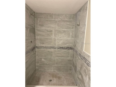 This beautifully updated 2-bedroom, 2-bath condo in Silver on Country Club At Silver Springs Shores in Florida - for sale on GolfHomes.com, golf home, golf lot