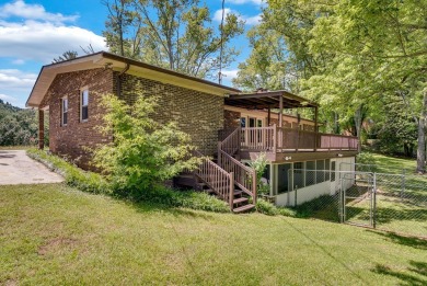 This well-maintained, all-brick ranch-style home boasts 2902sf on Hidden Valley Golf and Country Club in Tennessee - for sale on GolfHomes.com, golf home, golf lot