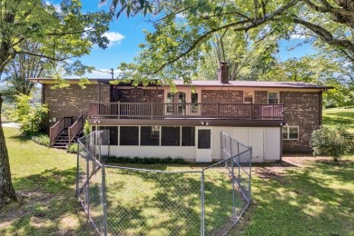 This well-maintained, all-brick ranch-style home boasts 2902sf on Hidden Valley Golf and Country Club in Tennessee - for sale on GolfHomes.com, golf home, golf lot