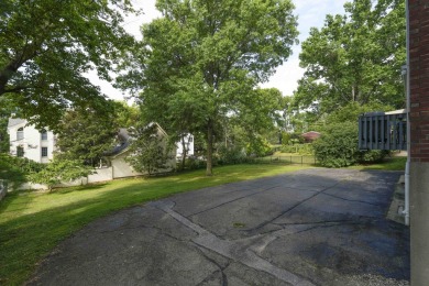 Quiet tree-lined streets surrounded by homes of character on Fort Mitchell Country Club in Kentucky - for sale on GolfHomes.com, golf home, golf lot