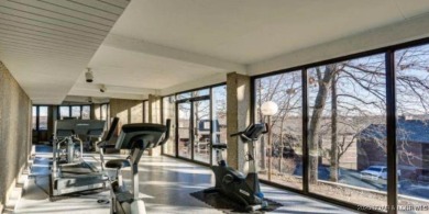 Welcome to your dream condo at Lake of the Ozarks! Its ready to on The Oaks Golf Course in Missouri - for sale on GolfHomes.com, golf home, golf lot