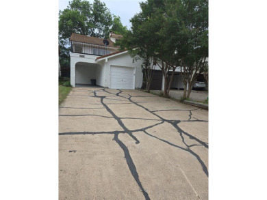 Newly renovated and perfectly nestled in the heart of Lakeside on Lakeside Village Golf Course in Texas - for sale on GolfHomes.com, golf home, golf lot