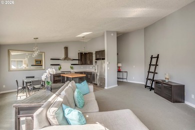 Golf Course View & Frontage! This attractive 2 bedroom/2 bath on  in Oregon - for sale on GolfHomes.com, golf home, golf lot