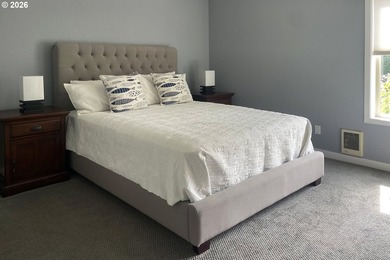 Golf Course View & Frontage! This attractive 2 bedroom/2 bath on  in Oregon - for sale on GolfHomes.com, golf home, golf lot