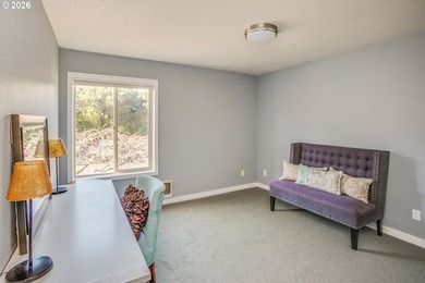 Golf Course View & Frontage! This attractive 2 bedroom/2 bath on  in Oregon - for sale on GolfHomes.com, golf home, golf lot