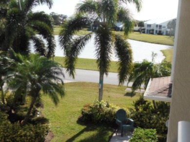 LOOKING FOR A WONDERFUL CONDO?  THIS IS IT!  COME SEE THIS 3 on Gator Trace Golf and Country Club in Florida - for sale on GolfHomes.com, golf home, golf lot