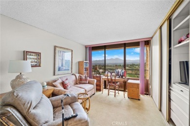 *** POPULAR EAST facing *C* model condo, with STUNNING Golf on Leisure Village Par 3 Golf Course in California - for sale on GolfHomes.com, golf home, golf lot