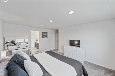 Located in Ocean Terrace, one of Bandon's newer home on Old Bandon Golf Links in Oregon - for sale on GolfHomes.com, golf home, golf lot