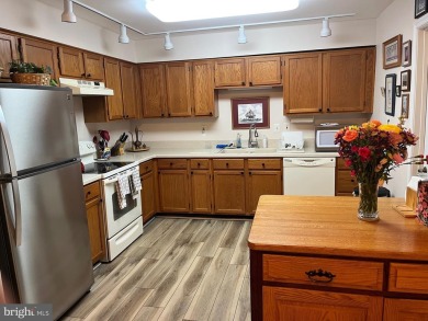 Beautiful two bedroom/two bath townhome with many recent updates on Heritage Harbour Golf Club in Maryland - for sale on GolfHomes.com, golf home, golf lot
