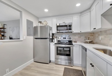 This move-in no-expense spared remodeled 1 bed 1 & a half bath on Kings Point Golf -Flanders Way in Florida - for sale on GolfHomes.com, golf home, golf lot
