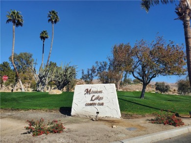 Attention golf lovers, snowbirds, full timers, vacation home on Mission Lakes Country Club in California - for sale on GolfHomes.com, golf home, golf lot