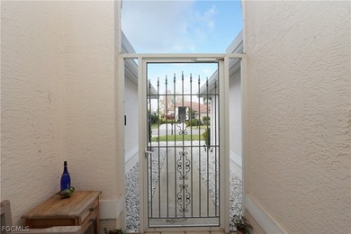 BEST DEAL ON THE BLOCK! Experience the pinnacle of country club on Olde Hickory Golf and Country Club in Florida - for sale on GolfHomes.com, golf home, golf lot