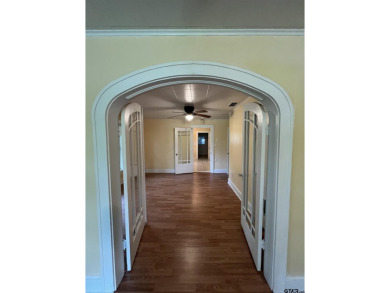 This is a fantastic opportunity for both investors and on Mineola Country Club in Texas - for sale on GolfHomes.com, golf home, golf lot