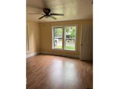 This is a fantastic opportunity for both investors and on Mineola Country Club in Texas - for sale on GolfHomes.com, golf home, golf lot