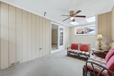 Opportunity awaits with this 2 bedroom, 2 full bath home full of on Arlington Park Association in Indiana - for sale on GolfHomes.com, golf home, golf lot