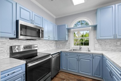 This 2 bedroom, 2 bathroom end-unit condo offers easy living on on Arrowhead Country Club in South Carolina - for sale on GolfHomes.com, golf home, golf lot