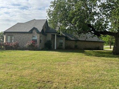 Welcome to your retreat at Kings Creek Golf Course in Kemp on Kings Creek Golf Club in Texas - for sale on GolfHomes.com, golf home, golf lot