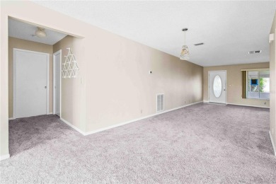 Under contract-accepting backup offers. Welcome to your on Mainlands Golf Club in Florida - for sale on GolfHomes.com, golf home, golf lot