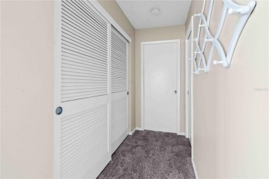 Under contract-accepting backup offers. Welcome to your on Mainlands Golf Club in Florida - for sale on GolfHomes.com, golf home, golf lot