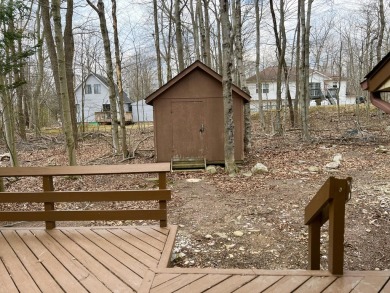 Escape to the Poconos in this beautifully updated 3-bedroom on Pocono Farms Country Club in Pennsylvania - for sale on GolfHomes.com, golf home, golf lot