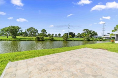 Under contract-accepting backup offers. Welcome to your on Mainlands Golf Club in Florida - for sale on GolfHomes.com, golf home, golf lot